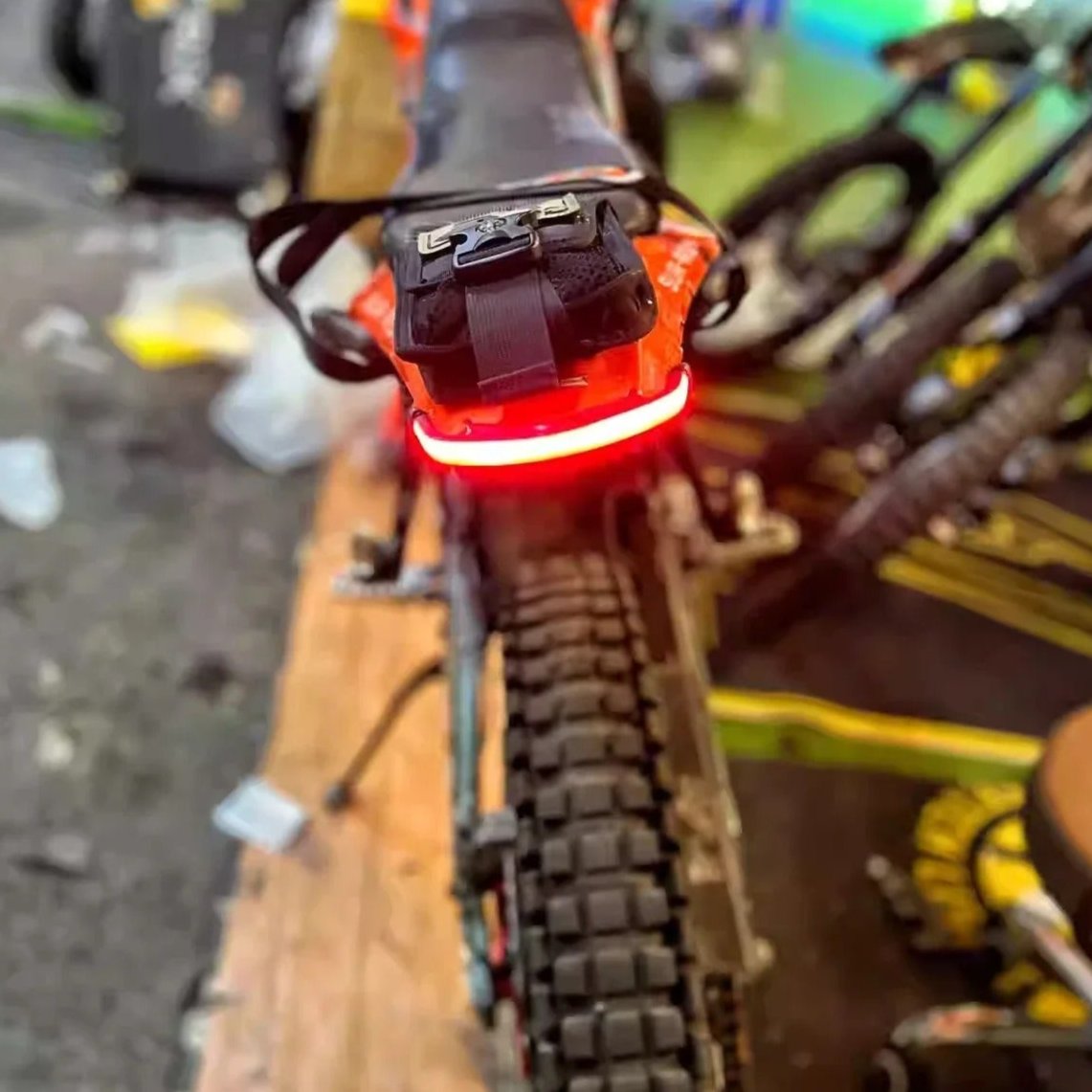 Ultra Bee Dynamic Brake Light Strip